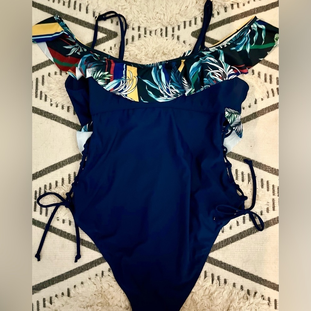 NWOT Swimsuit XOXO 1 PC Navy Tropical Print Ruffle Trim Off Shoulder Mallot L - Picture 7 of 11